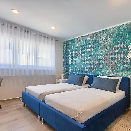 Mit Privatpool Fuer 5 Personen Ca 100 Qm In Pula, Istrien Istrische Riviera Holiday home